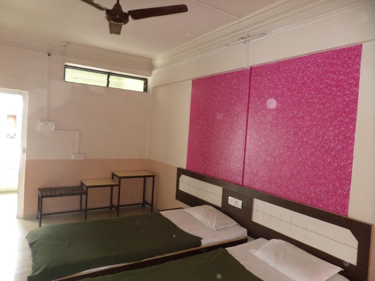 Hotel Ayodhya Nashik Exterior foto